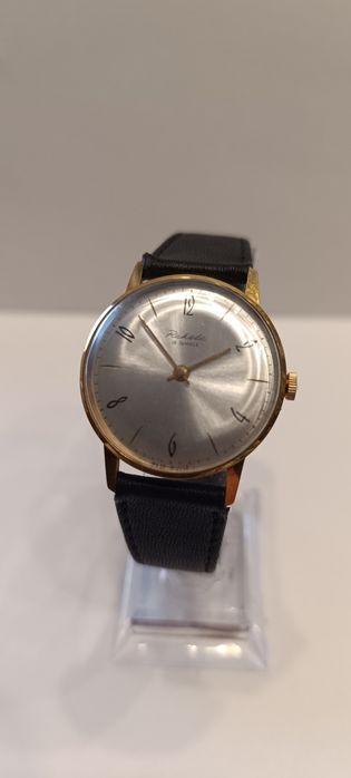 Позлатени руски часовници Raketa