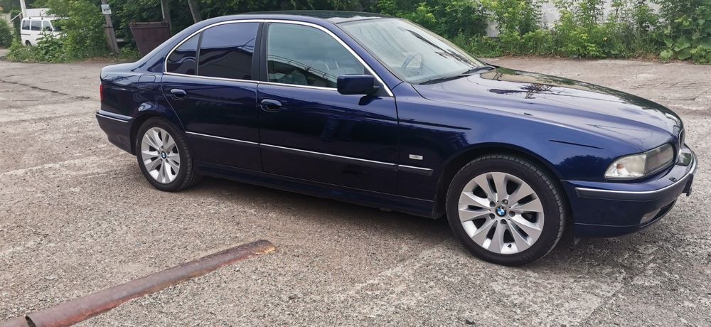 BMW 528 e39 1996г