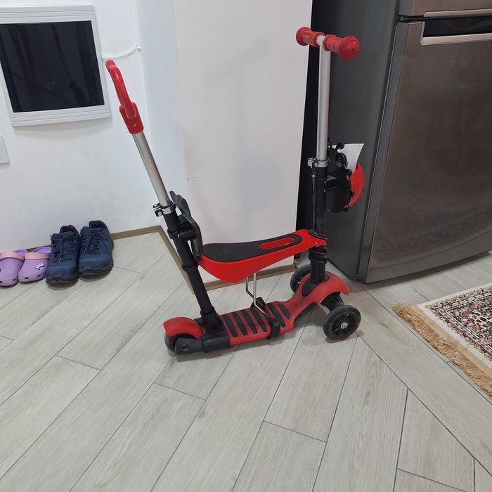 Продам детский самокат Kreiss