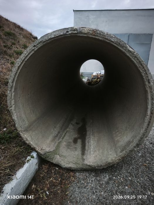 Vând tub beton armat