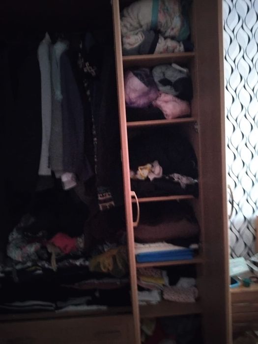 Продаются мебель шкаф50000