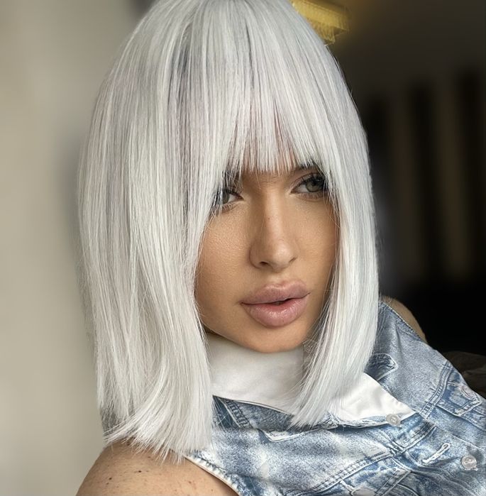 Peruca blond alb