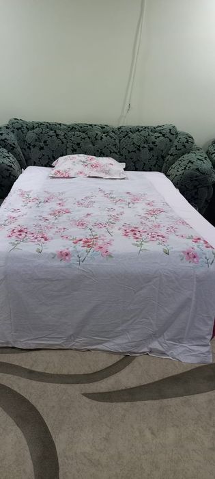 Продам диван в хорошем состоянии