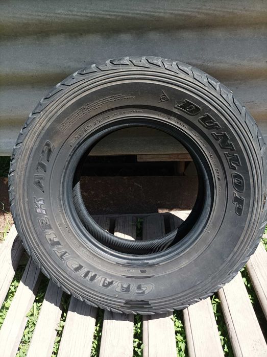 Шины  4 штуки, комплект.