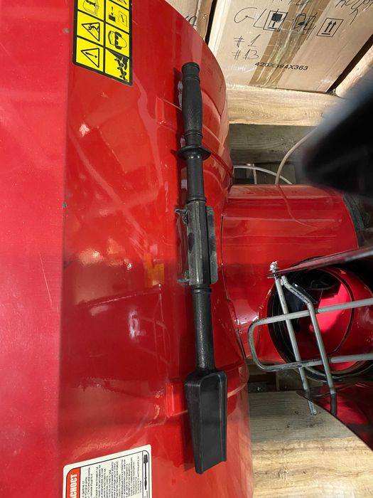 076902	Снегорин бензинов 5.2kW 71сm 5+2 ск. 2LED RD-GST04