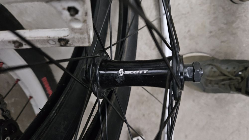 Jante 28, 29, 700c cu cauciuciri