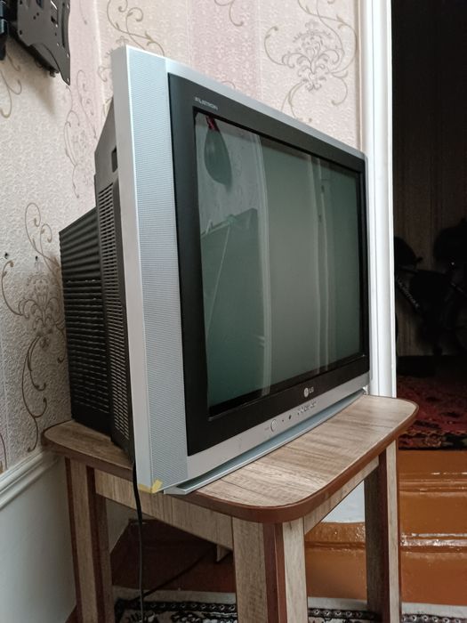 Lg flatron 72 см