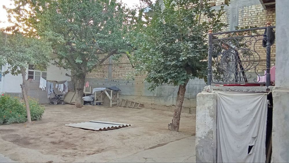 Uy sotiladi yer narxida qowimca malumot tel orqali