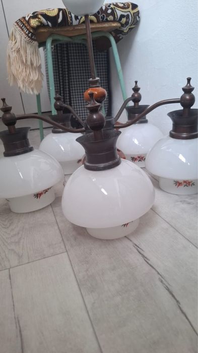 Продам винтажную люстру
