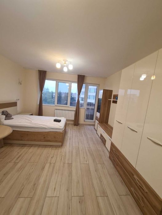 Дава се под наем Едностаен апартамент в София, Студентски град - 35 кв.м за 408 € - Снимка #1