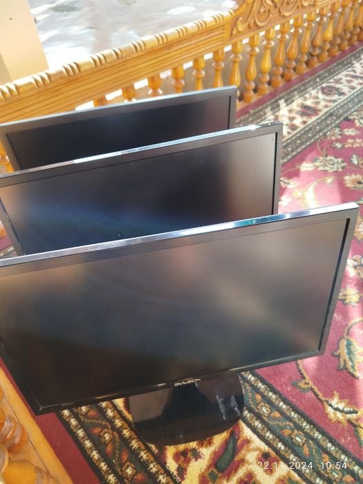 Monitori 3 prosesor 1