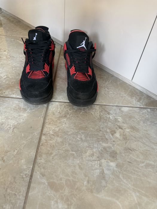 Обувки jordan  4