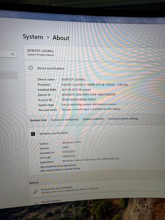 PC Gaming – AQIRYS | i5-10400F | RTX 3050 | 16GB RAM | RGB