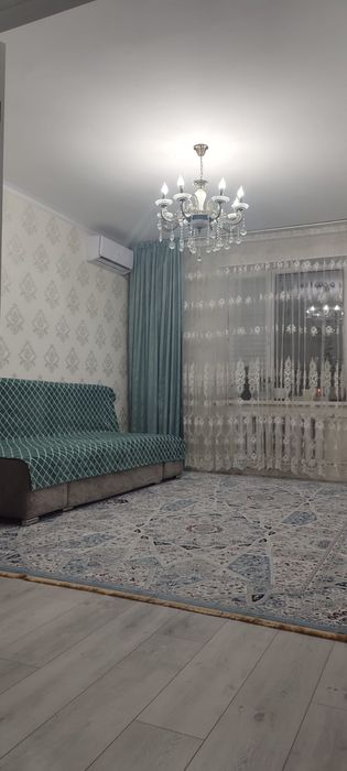 Продам б у шторы и тюль