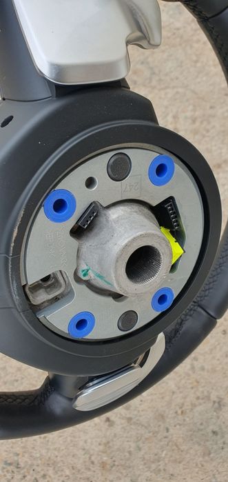 Volan BMW F10 F11 F01 F07 F06 F15 F16 Distronic ACC  Vibratii Padele