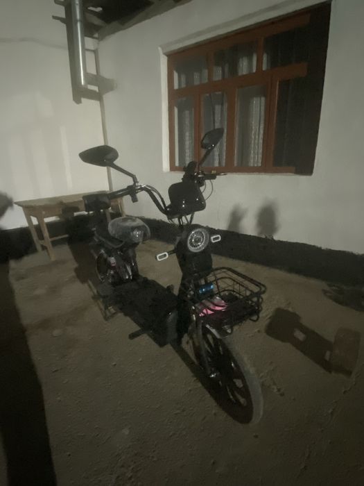 1000ват 60км жүред полни заряд 60қа шығады оқуға ақша керек келсім бар