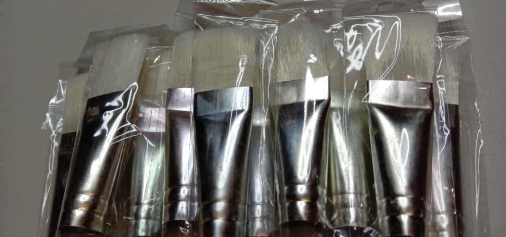 Косметические щетки для лица