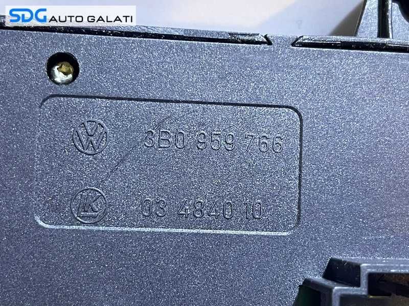 Panou Consola Comutator Buton Butoane Reglaj Scaun Dreapta Pasager  Skoda Superb 1 2002 - 2008 Cod 3B0959766