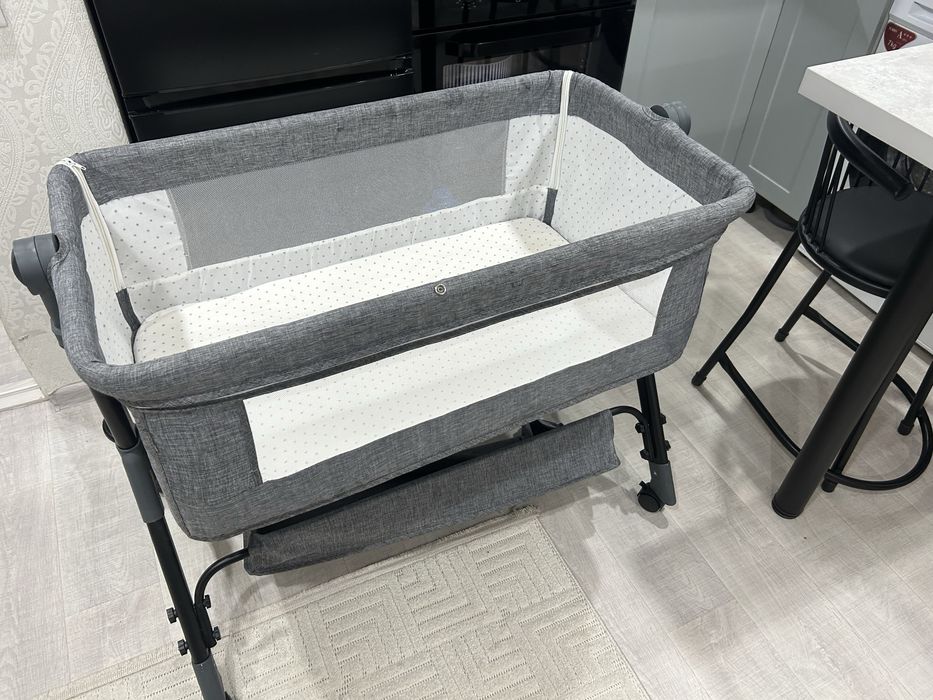 Детская кровать манеж