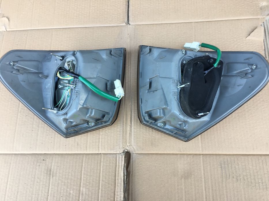 Stopuri Aripa St/Dr Lexus Rx400H. Hybrid. 2005-2008. Volan stinga
