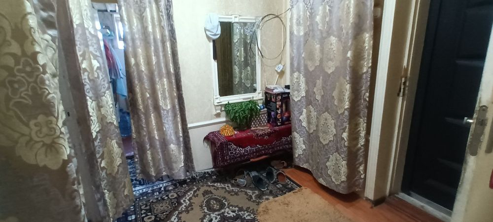 3 хонали квартира сотилади