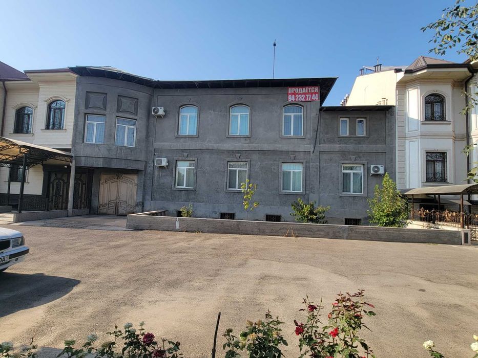 Продается дом на участке 6 соток рядом с  Уч Кахрамон