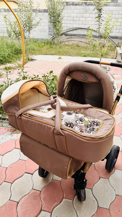 Коляска с рождения и до 3 лет