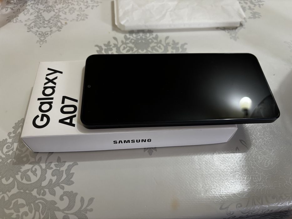 Телефон Samsung A07