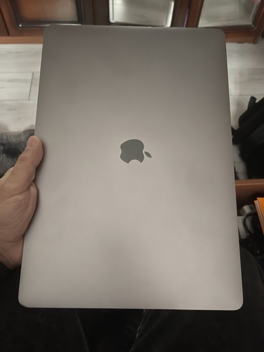 Macbook pro 16 2019