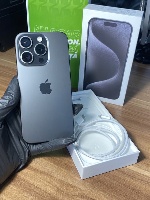 iPhone 15 Pro • 128 GB • Black Titanium