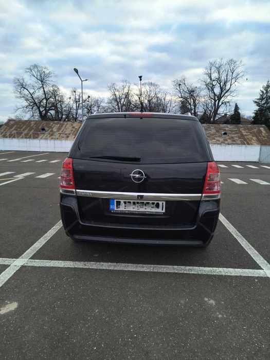 Opel Zafira B 2012 1.8