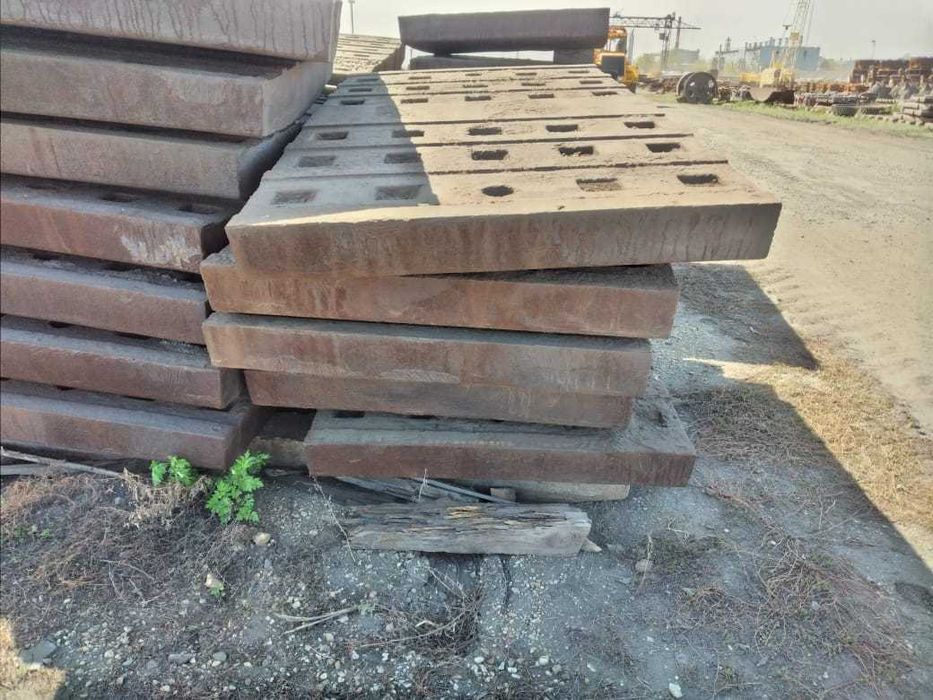 Плита для дробилки