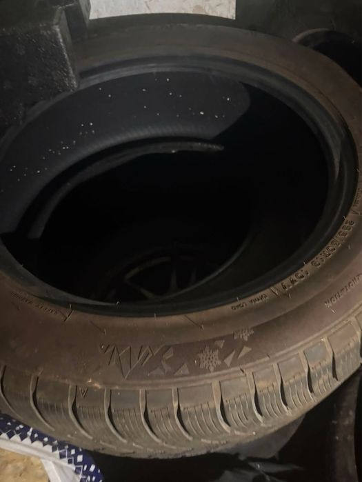 Зимни гуми. Размери 285/45 R19- 2бр.  255/50 R19- 2бр
