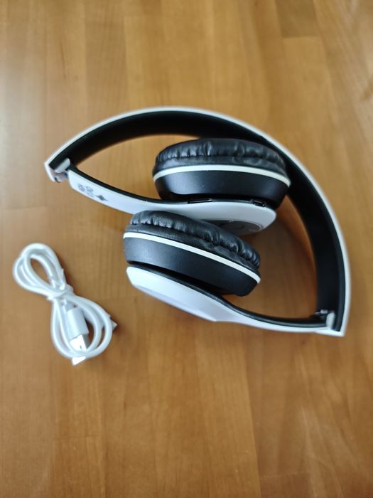 Блютуз наушники. Германия.