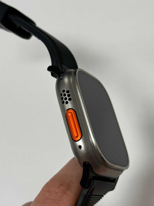 Apple Watch Ultra- 49 mm Titanium&Ceramic