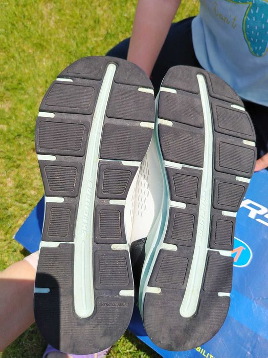 Маратонки Skechers