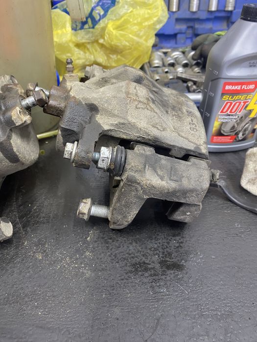 Суппорта камри 40-50.