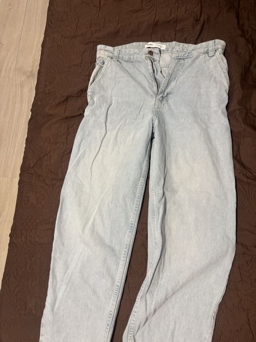 Светло сини дънки от Bershka