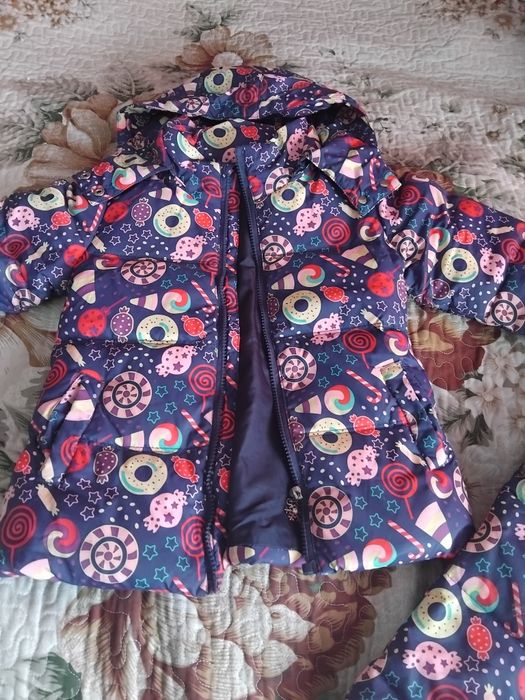 Продам комбинезон и куртку