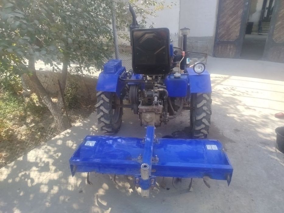 Mini traktorcha sotiladi