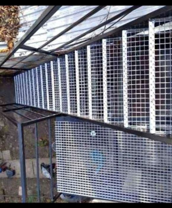 Vând scări zincate