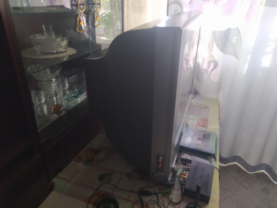 Продам телевизор.,