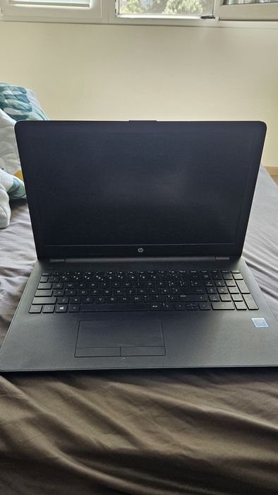 Лаптоп HP (почти нов)