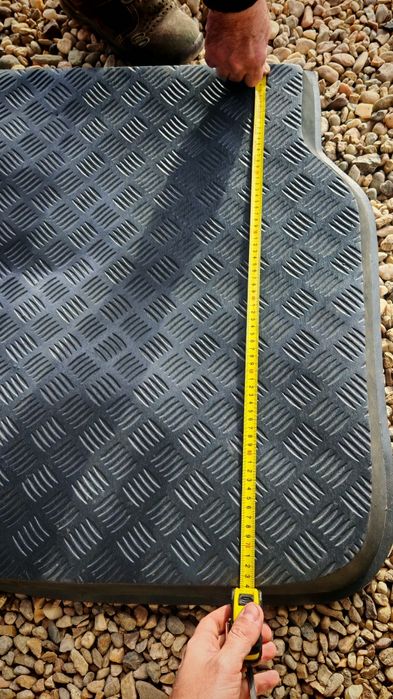 Vând tăviță portbagaj/lanțuri/rulou portbagaj/suport bicicleta