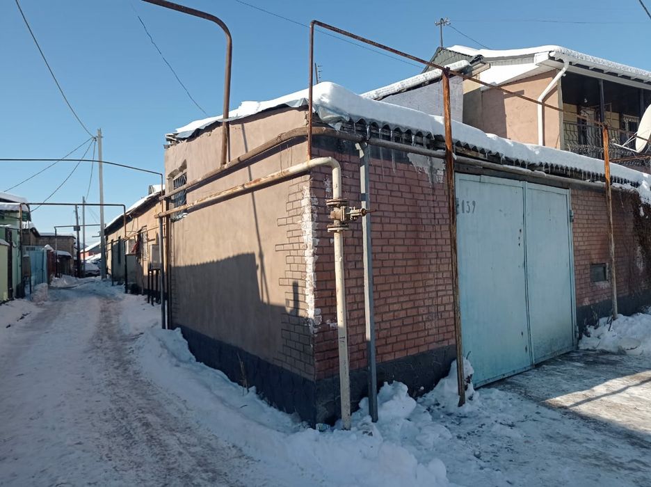 Продаю пол дома под бизнес