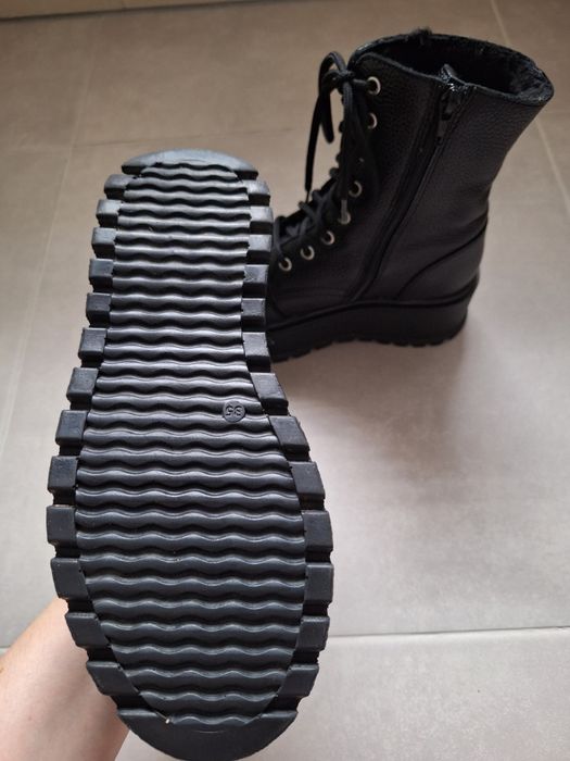 Ghete cu platforma nr. 34