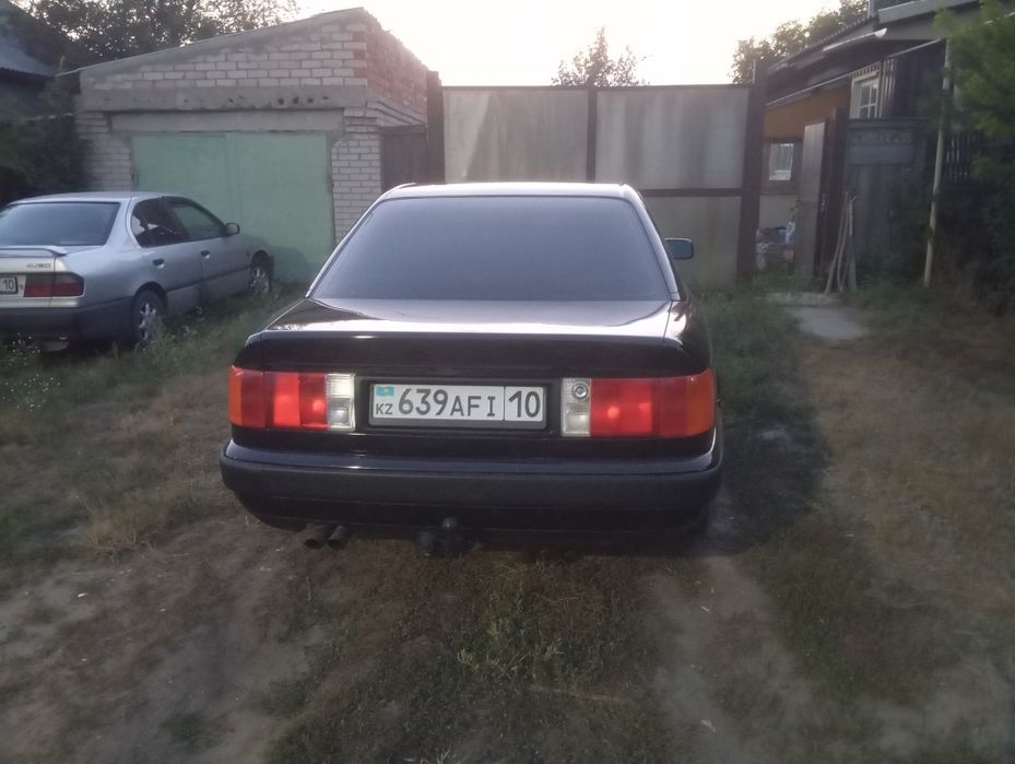 Продажа Ауди 100 с4