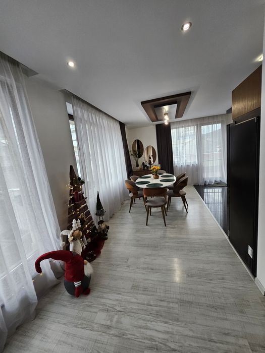 Продава се Мезонет в Шумен, Херсон - 400 кв.м за 1000 €/кв.м - Снимка #2