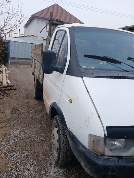 Газель 1995 г. В . 2.4 обиом