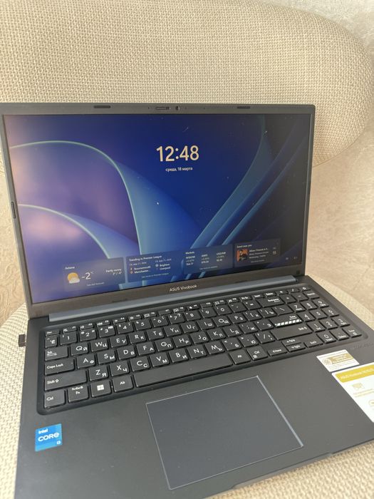 Vivobook Asus, laptop
